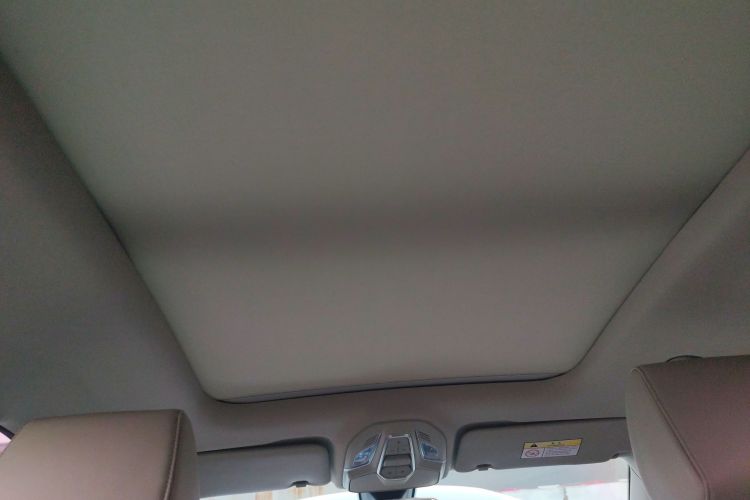 五菱汽车 五菱星辰 2022款 2.0L DHT电速款中控内饰22