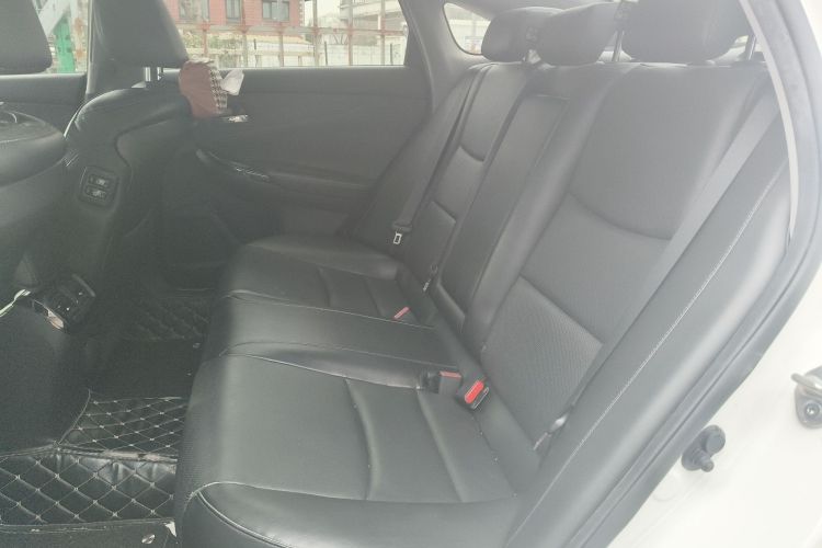 本田 思铂睿 2015款 2.4L 尊贵版中控内饰21