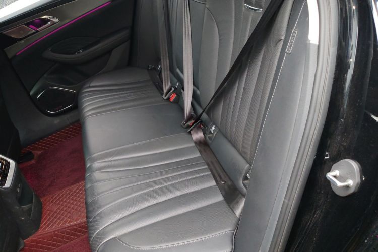 红旗H5 2023款 2.0T 自动智联旗畅版中控内饰21