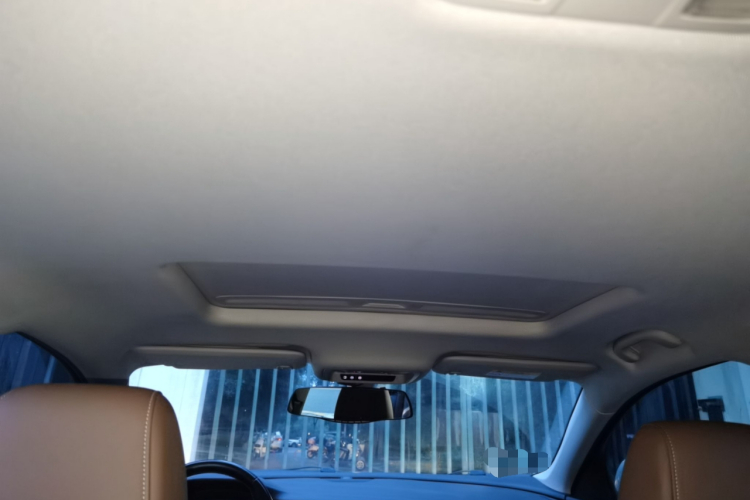 别克 君威 2019款 20T 精英型 国VI中控内饰22