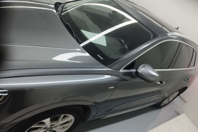 奥迪Q3 2019款 35 TFSI 进取动感型车身外观4