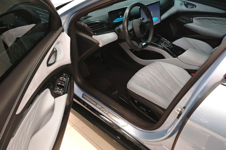 比亚迪 海豹 2022款 650km 四驱性能版中控内饰7003