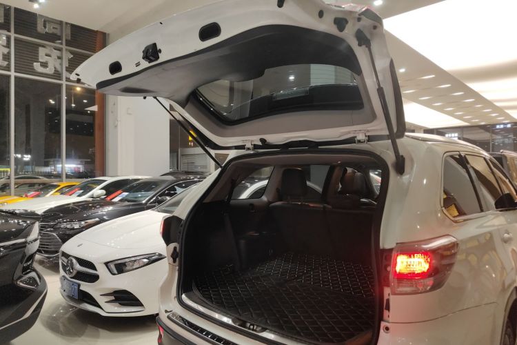 丰田 汉兰达 2015款 2.0T 四驱豪华版 7座局部细节23