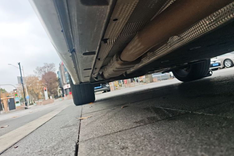 领克09 EM-P 2024款 2.0TD EM-P 四驱ULTRA 六座局部细节9003