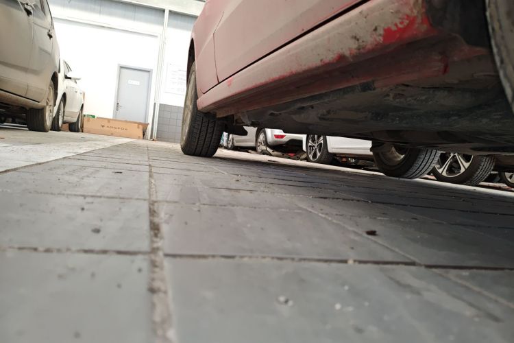 大众 Polo 2016款 1.6L 自动豪华型局部细节9001