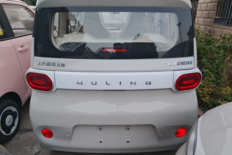 五菱汽车 宏光MINIEV 2024款 第三代 215km 青春版车身外观6