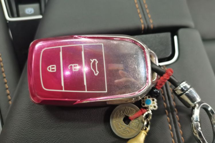 丰田 亚洲龙 2024款 双擎 2.5L XLE尊贵版中控内饰11