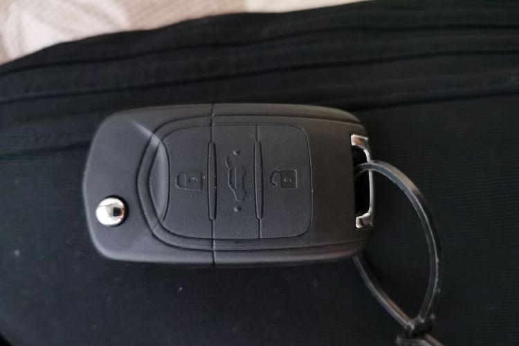 五菱汽车 宏光MINIEV 2024款 第三代 215km 青春版中控内饰11