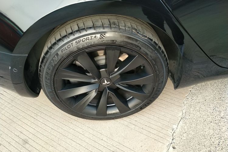 特斯拉 Model 3 2022款 后轮驱动版车身外观6002