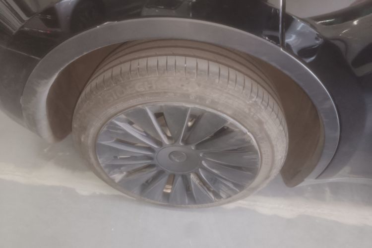 特斯拉 Model Y 2022款 长续航全轮驱动版车身外观6008