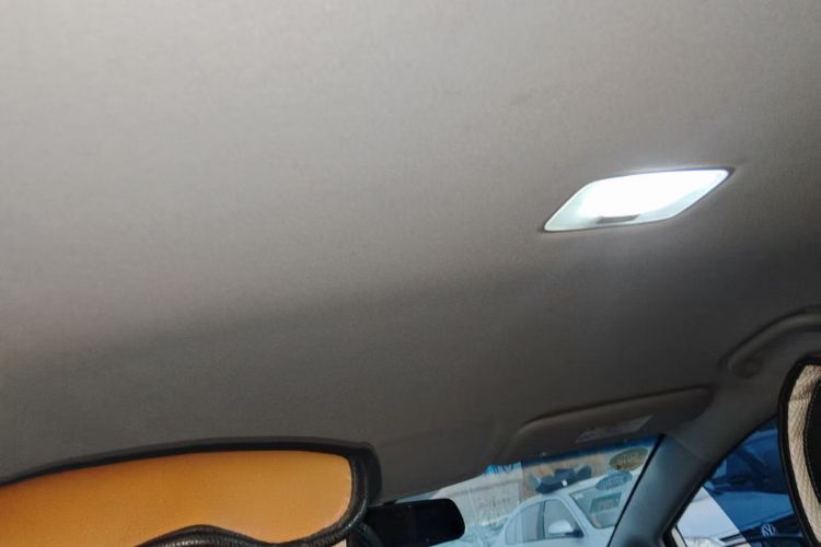 起亚K3 2016款 1.6L 手动GL中控内饰22