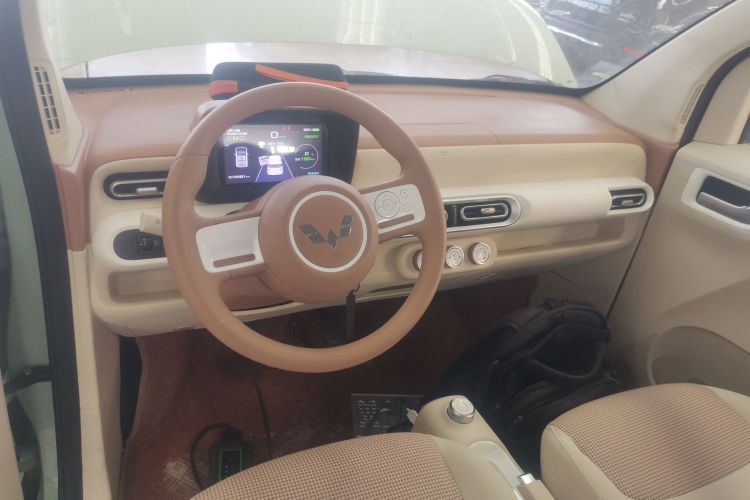 五菱汽车 宏光MINIEV 2024款 第三代 215km 青春版中控内饰7002