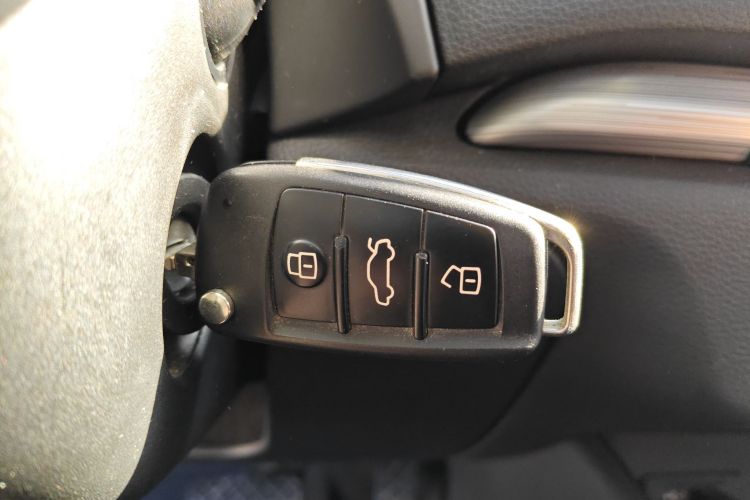 奥迪A3 2019款 Limousine 35 TFSI 运动型 国VI中控内饰11