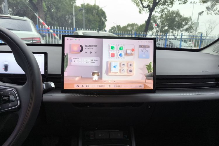 吉利几何G6 2022款 480 新享型中控内饰16