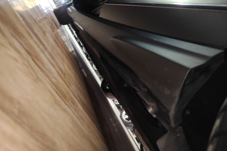 岚图汽车 岚图追光 2024款 PHEV 四驱超长续航旗舰版局部细节9002