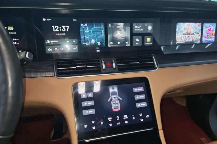 理想汽车 理想ONE 2020款 增程6座版中控内饰16