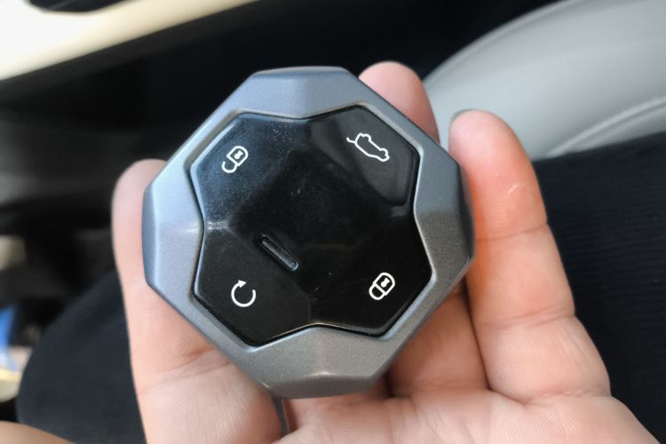 捷途山海T1 2024款 150km 向海中控内饰11