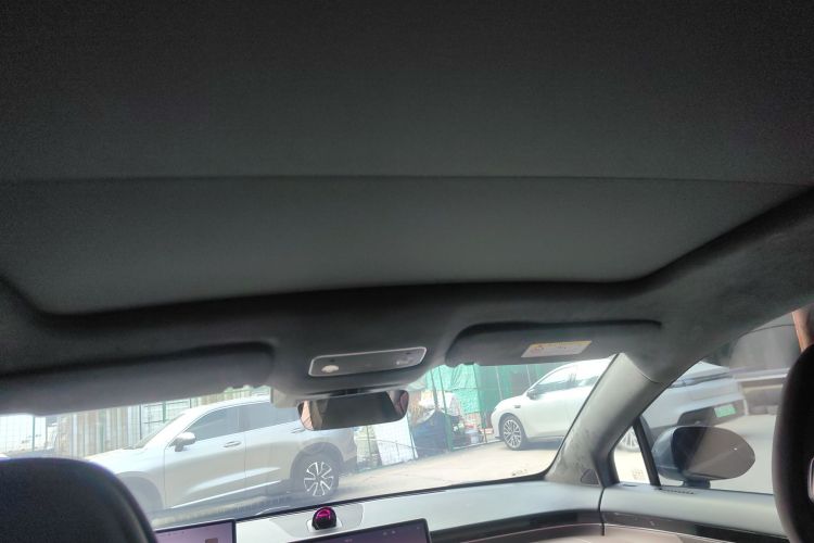 鸿蒙智行 智界R7 2025款 增程 251km Max局部细节22