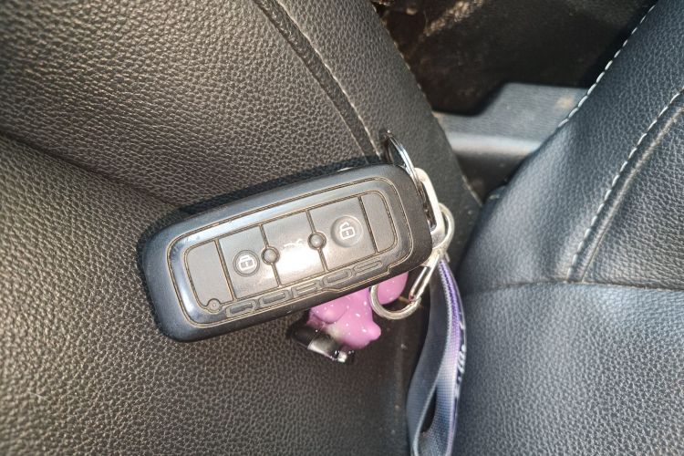 观致3 2018款 三厢 1.6L 自动领先型中控内饰11