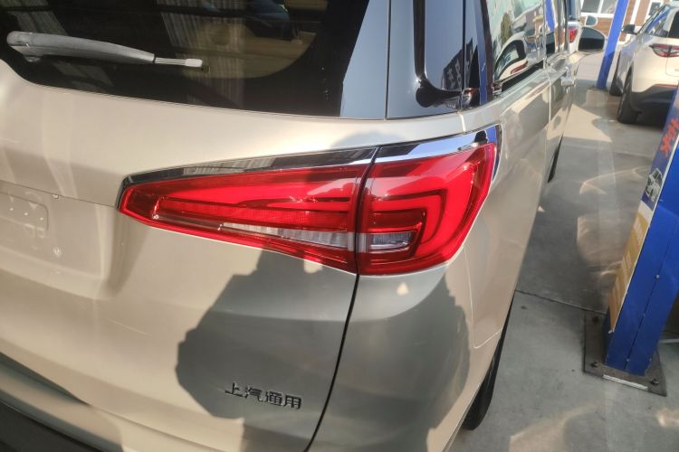 别克GL8 2017款 ES 28T 豪华型 国V车身外观9