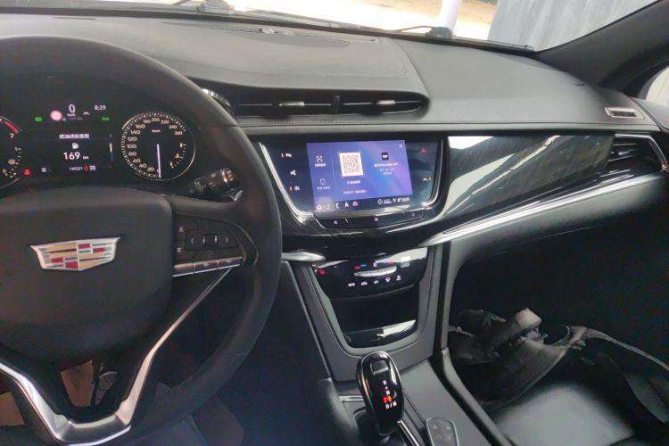 凯迪拉克XT6 2020款 28T 六座四驱豪华型中控内饰12