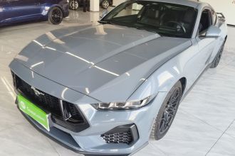 福特 Mustang 2024款 2.3T EcoBoost 硬顶性能版