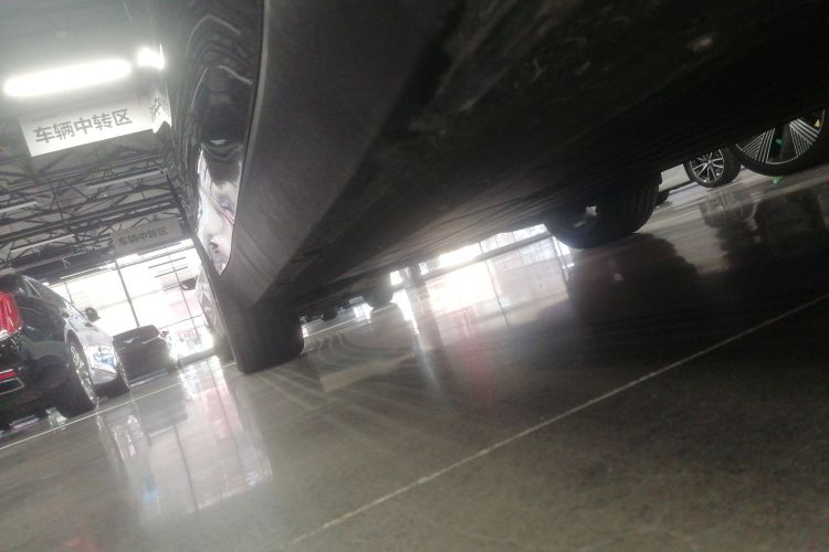 零跑汽车 零跑C10 2026款 605激光雷达版局部细节9001