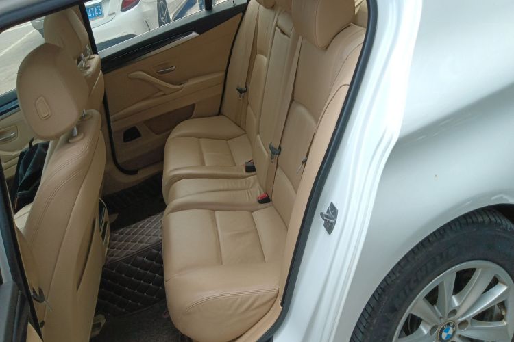 宝马5系 2014款 520Li 典雅型中控内饰7004