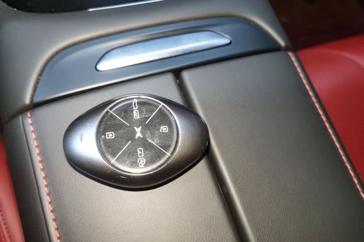 小鹏P7 2022款 670N+中控内饰7001