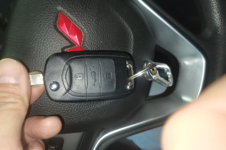 五菱汽车 五菱征程 2021款 1.5T 手动豪华型中控内饰7001