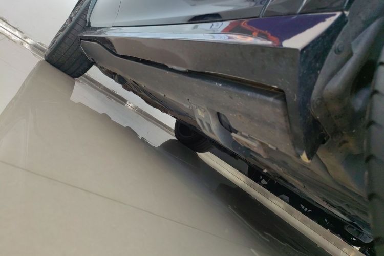 奔驰GLE AMG 2020款 AMG GLE 53 4MATIC+局部细节9001