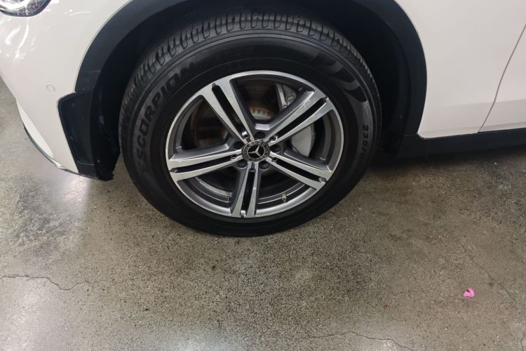 奔驰GLC 2020款 GLC 260 L 4MATIC 豪华型车身外观35