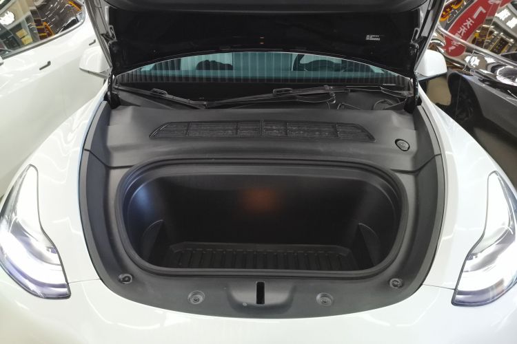 特斯拉 Model Y 2022款 改款 长续航全轮驱动版机舱底盘24