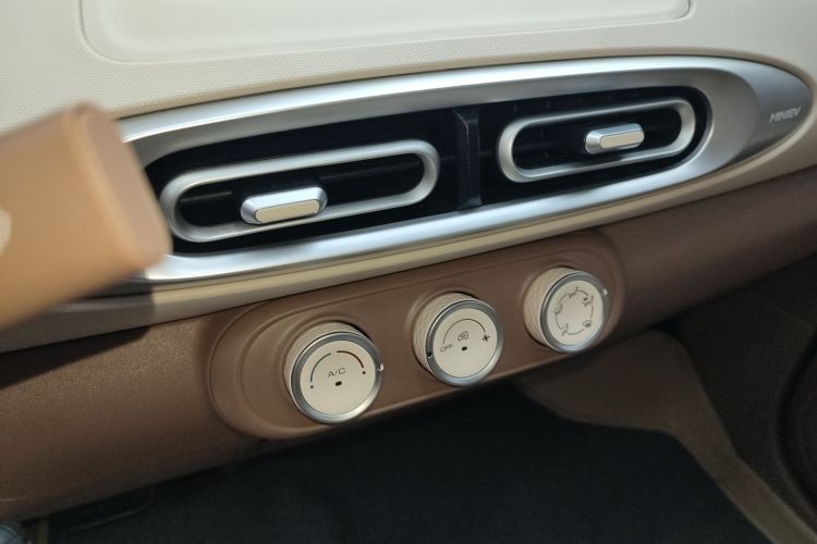 五菱汽车 宏光MINIEV 2025款 四门版 进阶款局部细节16