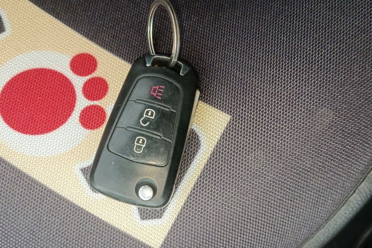 哈弗H1 2015款 1.5L AMT豪华型中控内饰11