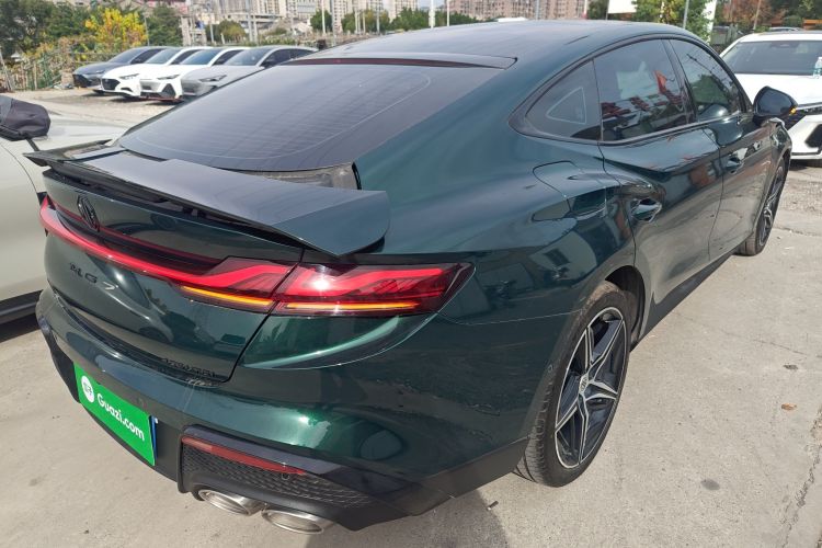 名爵 MG7 2025款 2.0T Trophy+ 超级智驾版车身外观7