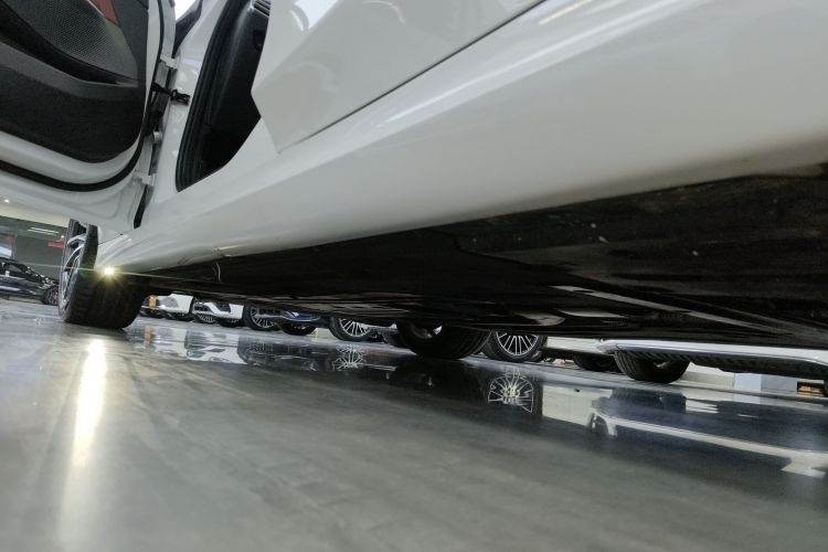 宝马3系 2025款 325Li M运动套装局部细节9002