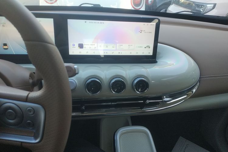 五菱汽车 五菱缤果 2025款 410km 灵犀尊享款中控内饰16