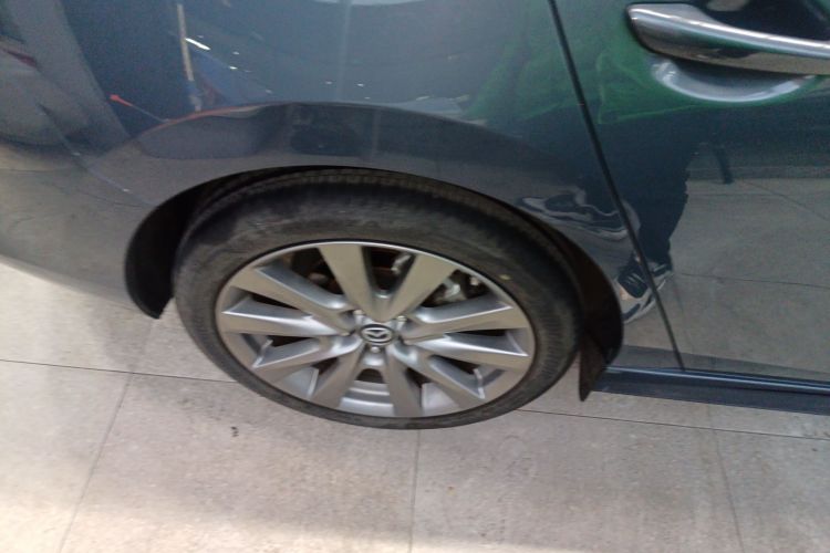 马自达3 昂克赛拉 2023款 2.0L 自动质臻版车身外观6008