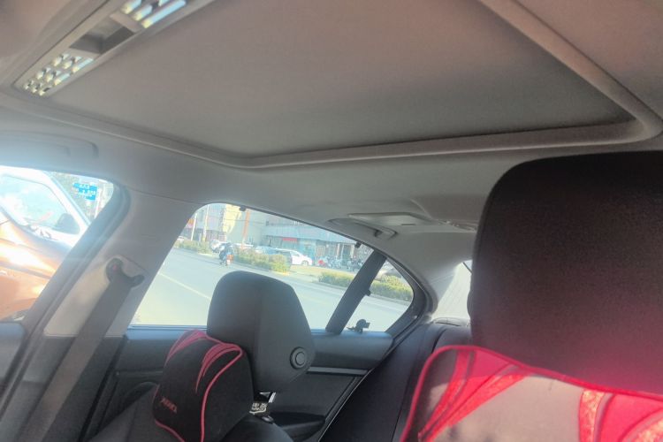 宝马3系 2017款 320Li 时尚型中控内饰22