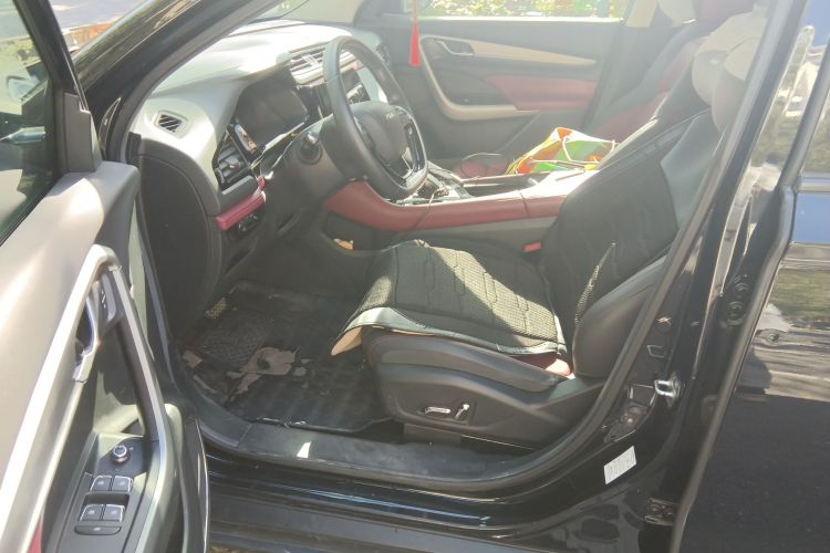 东风风神AX7 2021款 PRO 1.6T 自动智能版中控内饰20