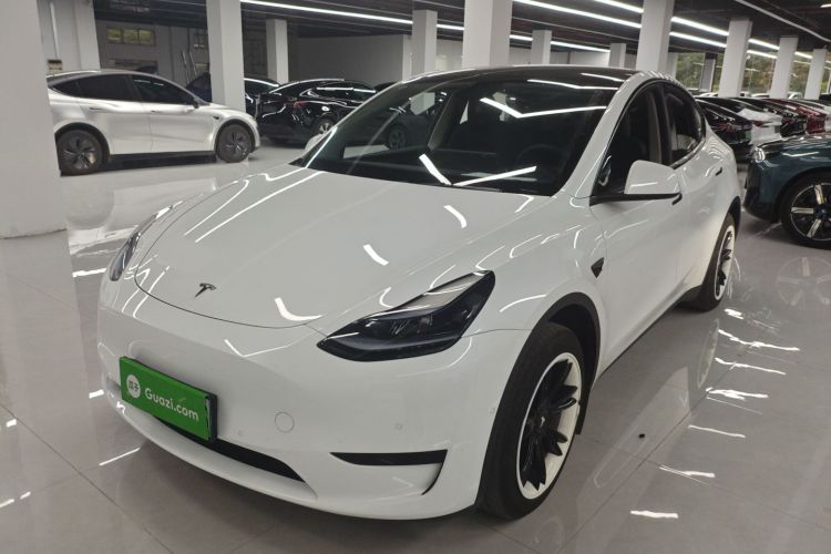 特斯拉 Model Y 2022款 改款 后轮驱动版车身外观1