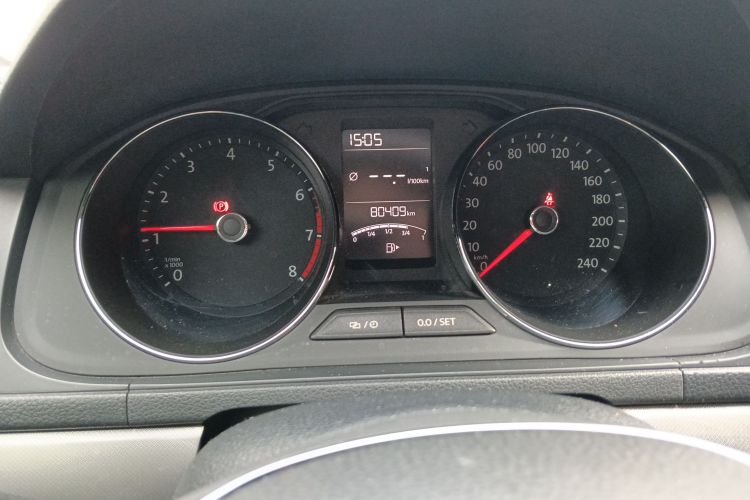 大众 朗逸 2017款 1.6L 手动舒适版中控内饰14