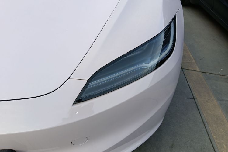 特斯拉 Model 3 2023款 后轮驱动版局部细节36