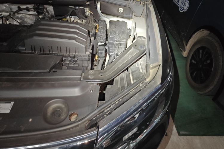 大众 威然 2022款 330TSI 商务版局部细节9007