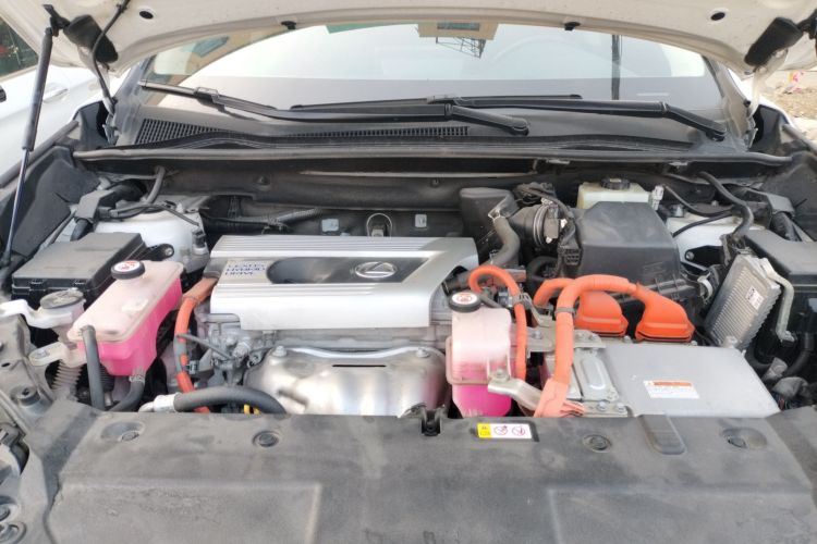 雷克萨斯NX 2020款 300h 前驱 锋尚版 国VI机舱底盘24