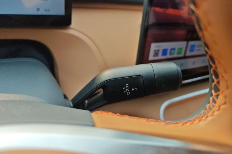 吉利银河 银河星舰7 EM-i 2025款 120km 领航版局部细节18