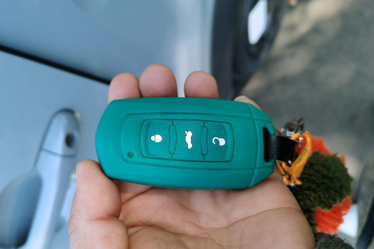 吉利银河 2024款 200km 熊猫卡丁中控内饰11