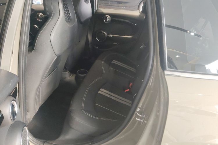 MINI 2019款 1.5T COOPER 赛车手 五门版中控内饰21