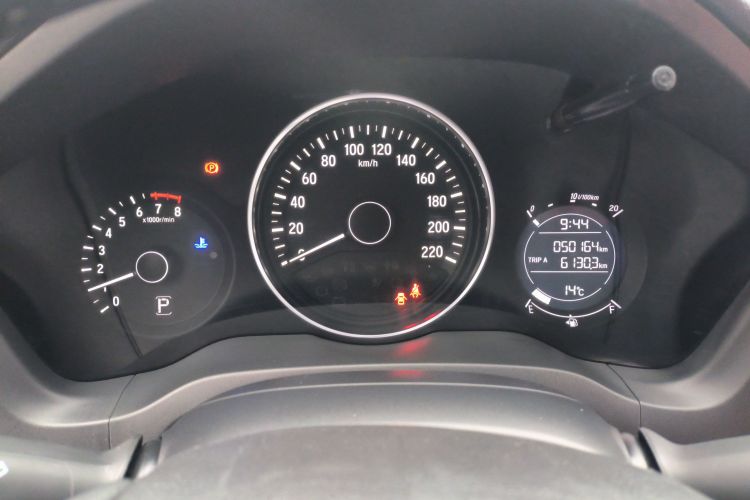 本田 缤智 2018款 1.5L CVT两驱科技精英型局部细节14